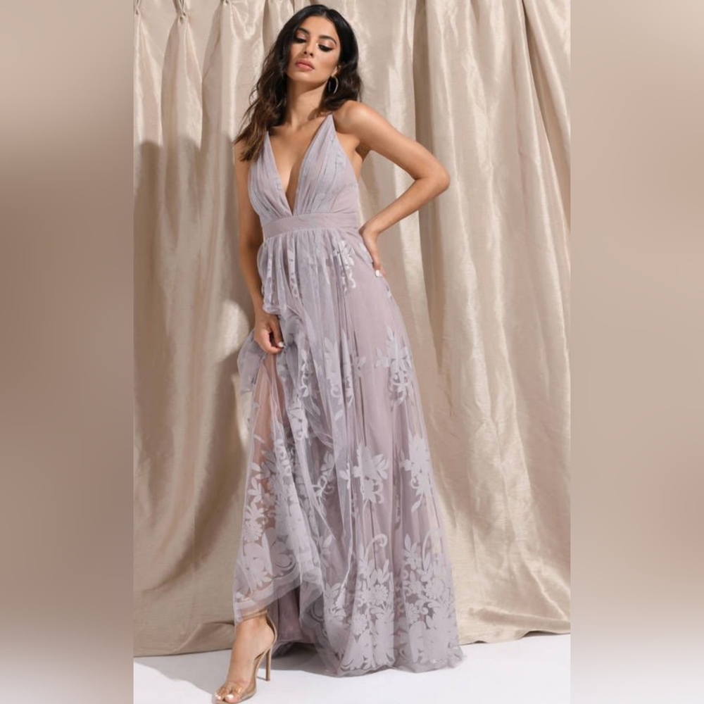 NWOT Analisse Lilac gown Large